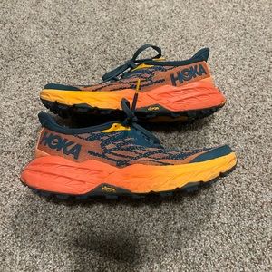 Womens speedgoat 5 HOKAS